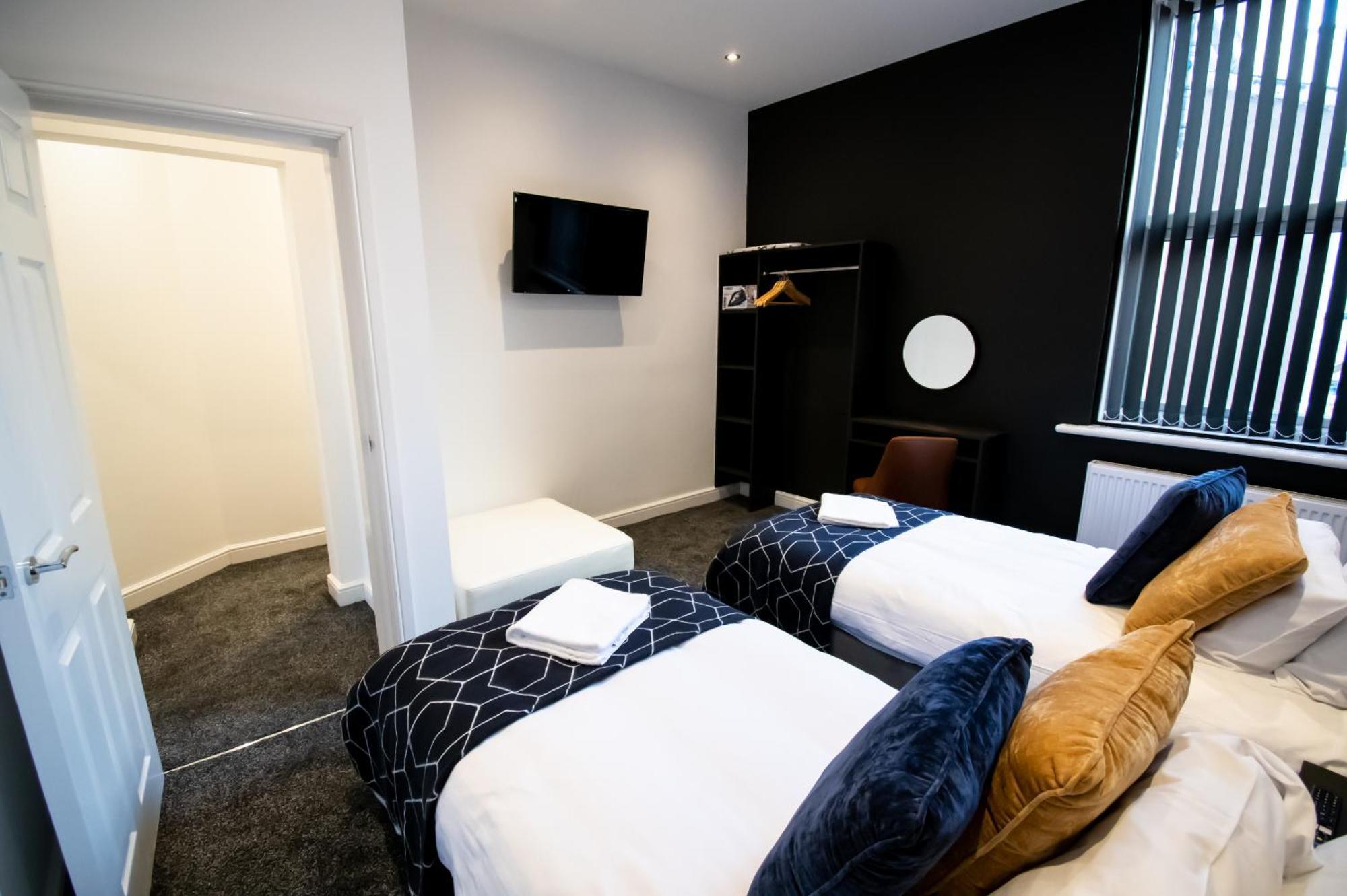 Winter Gardens Suites By Sasco Blackpool Exterior photo