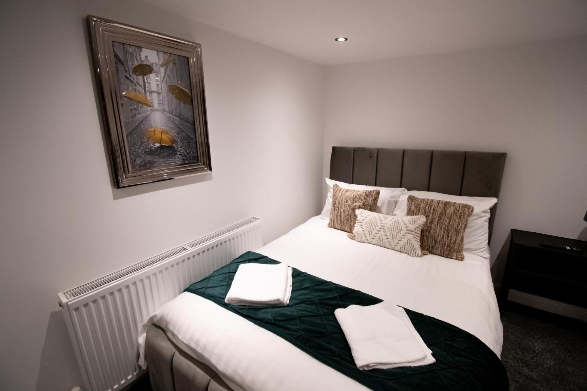 Winter Gardens Suites By Sasco Blackpool Room photo