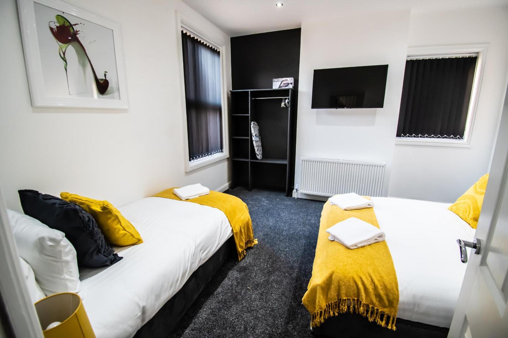 Winter Gardens Suites By Sasco Blackpool Room photo