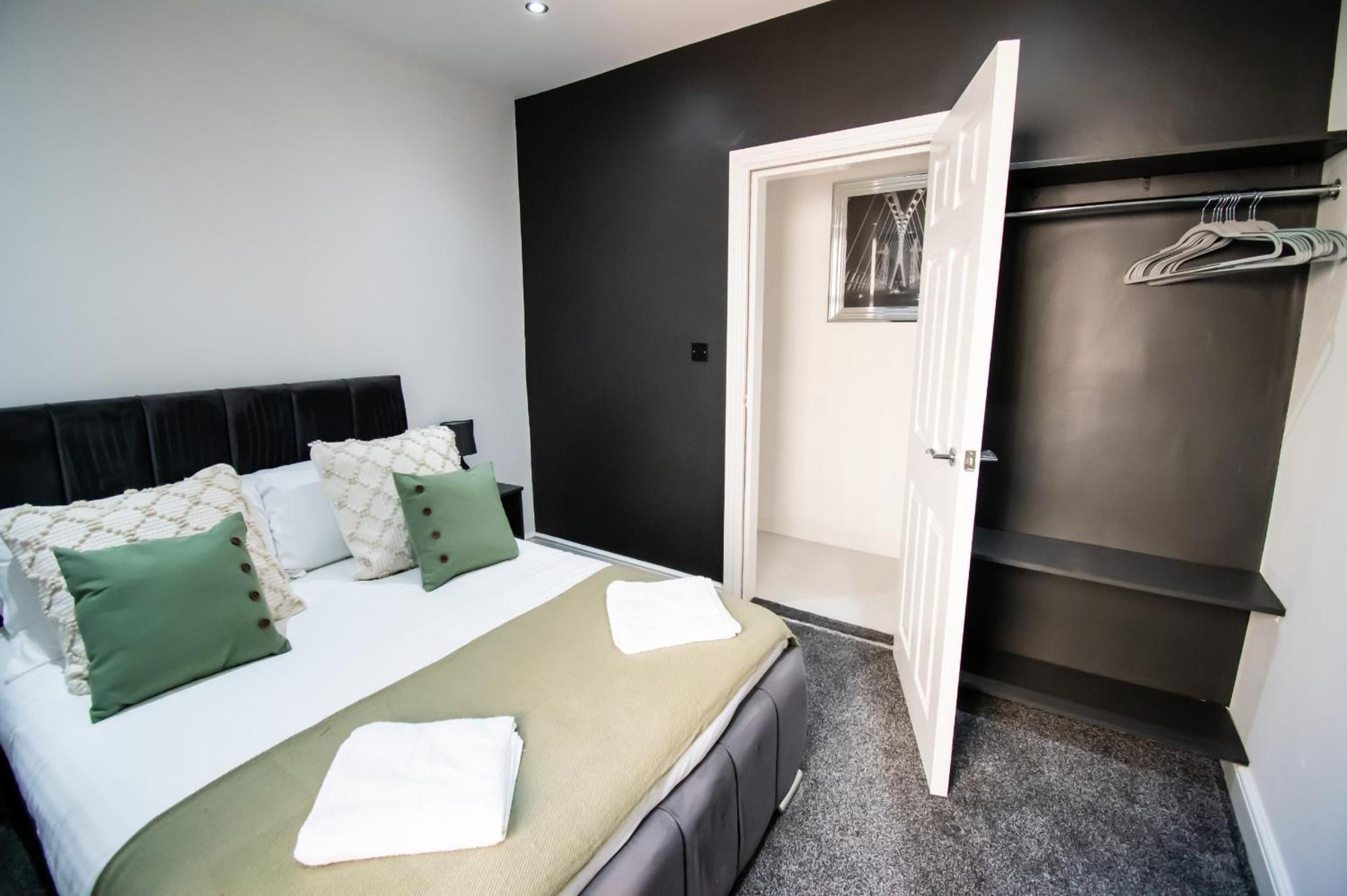 Winter Gardens Suites By Sasco Blackpool Room photo