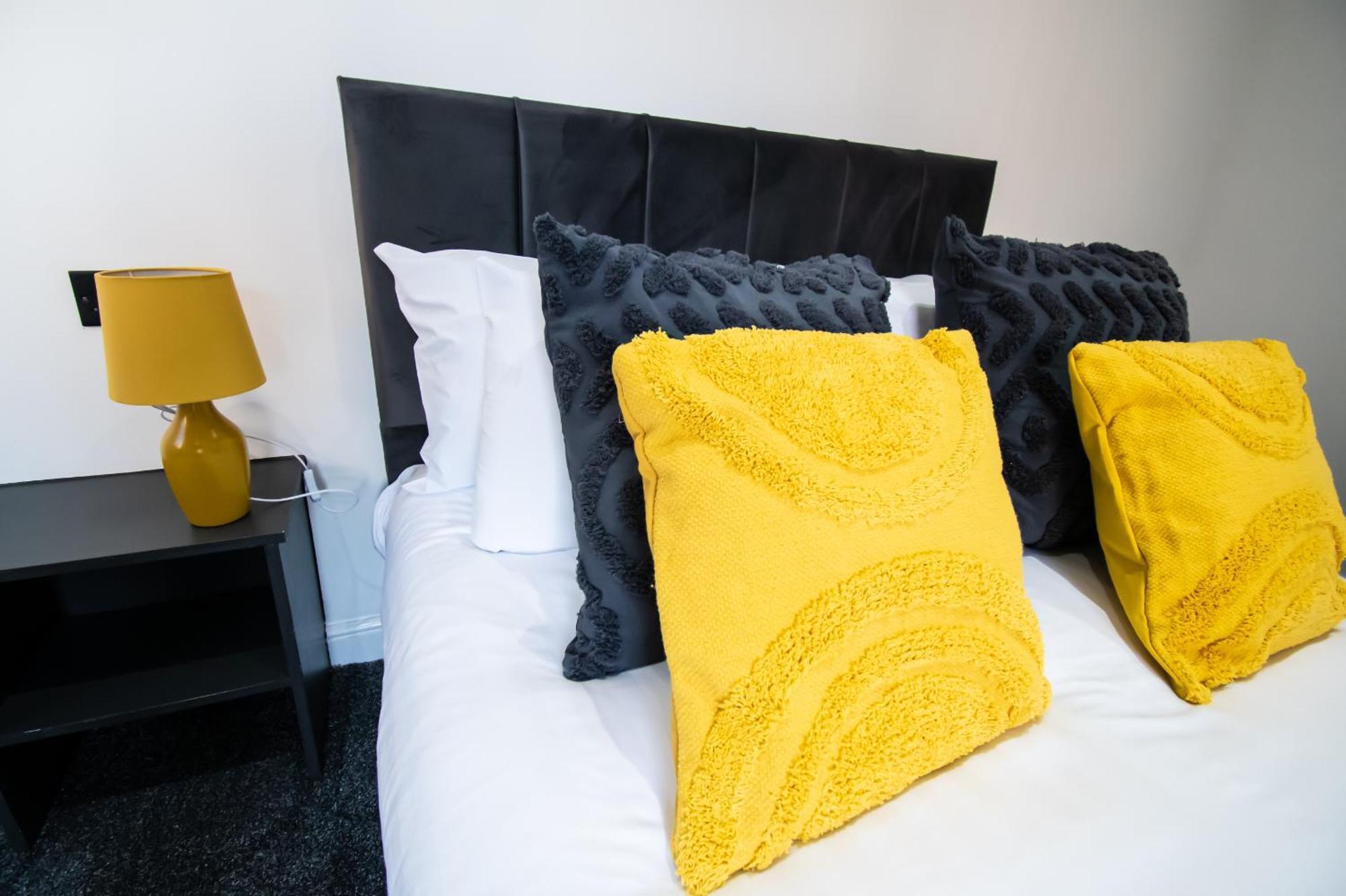 Winter Gardens Suites By Sasco Blackpool Room photo