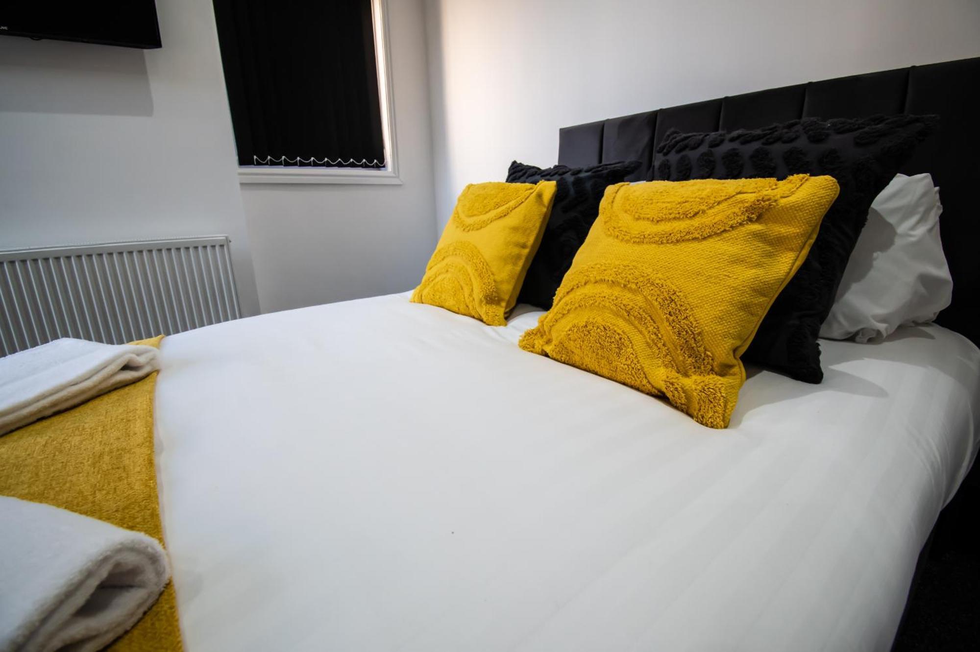 Winter Gardens Suites By Sasco Blackpool Room photo