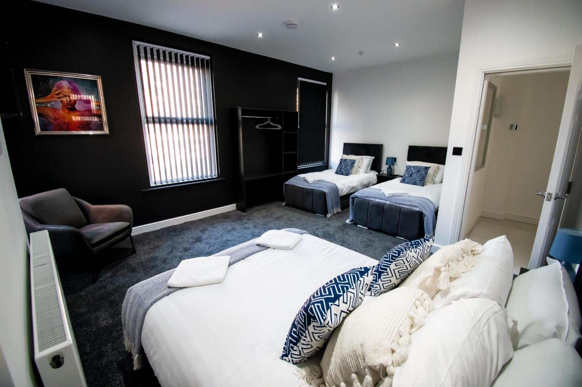 Winter Gardens Suites By Sasco Blackpool Exterior photo