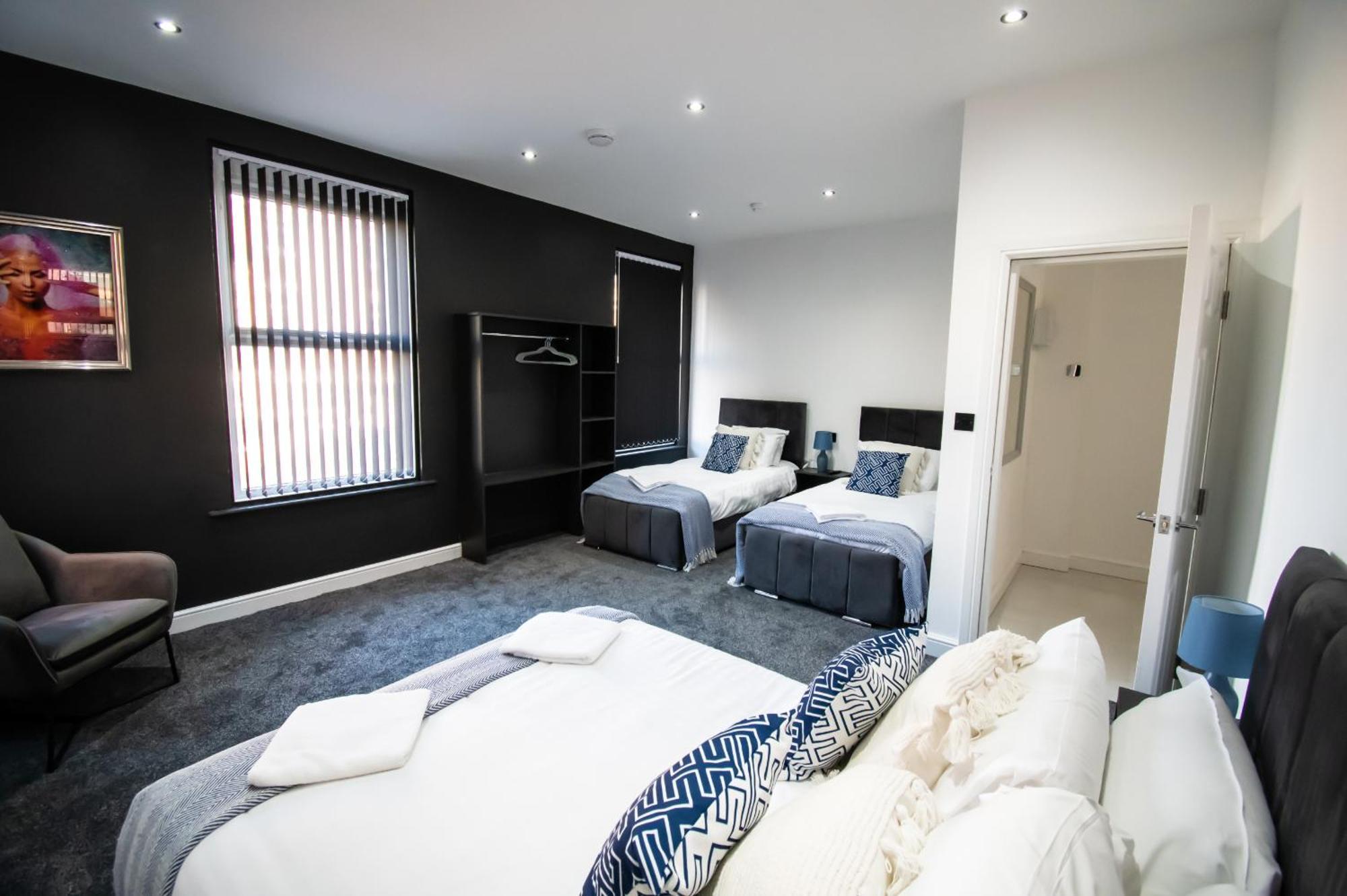 Winter Gardens Suites By Sasco Blackpool Room photo