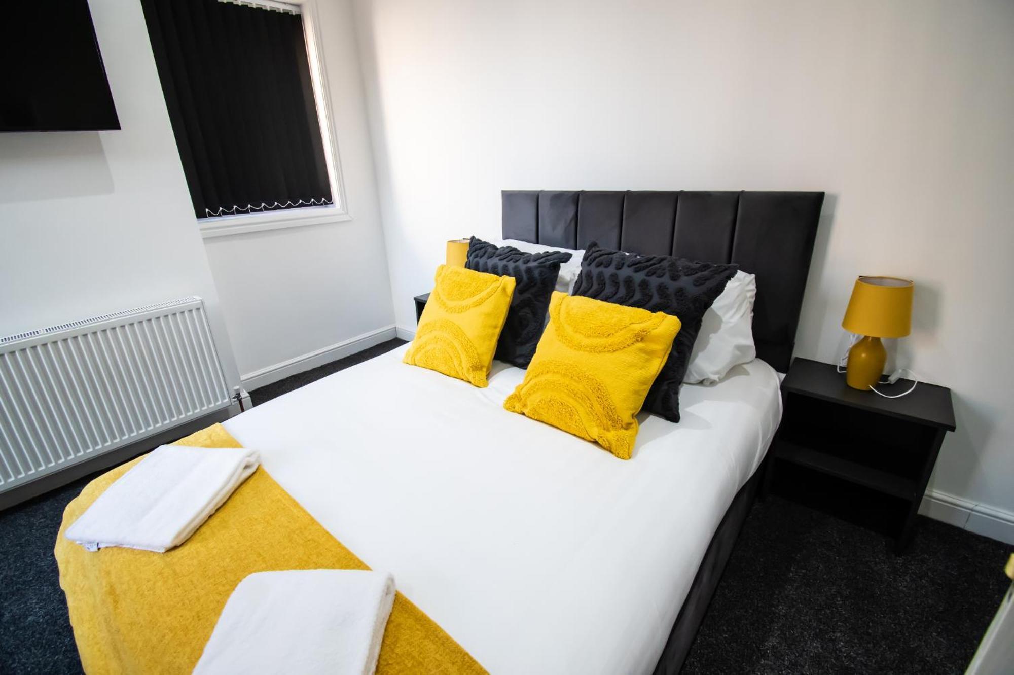 Winter Gardens Suites By Sasco Blackpool Room photo
