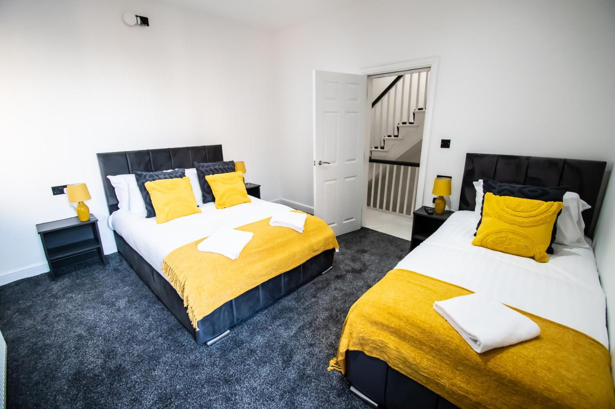 Winter Gardens Suites By Sasco Blackpool Room photo