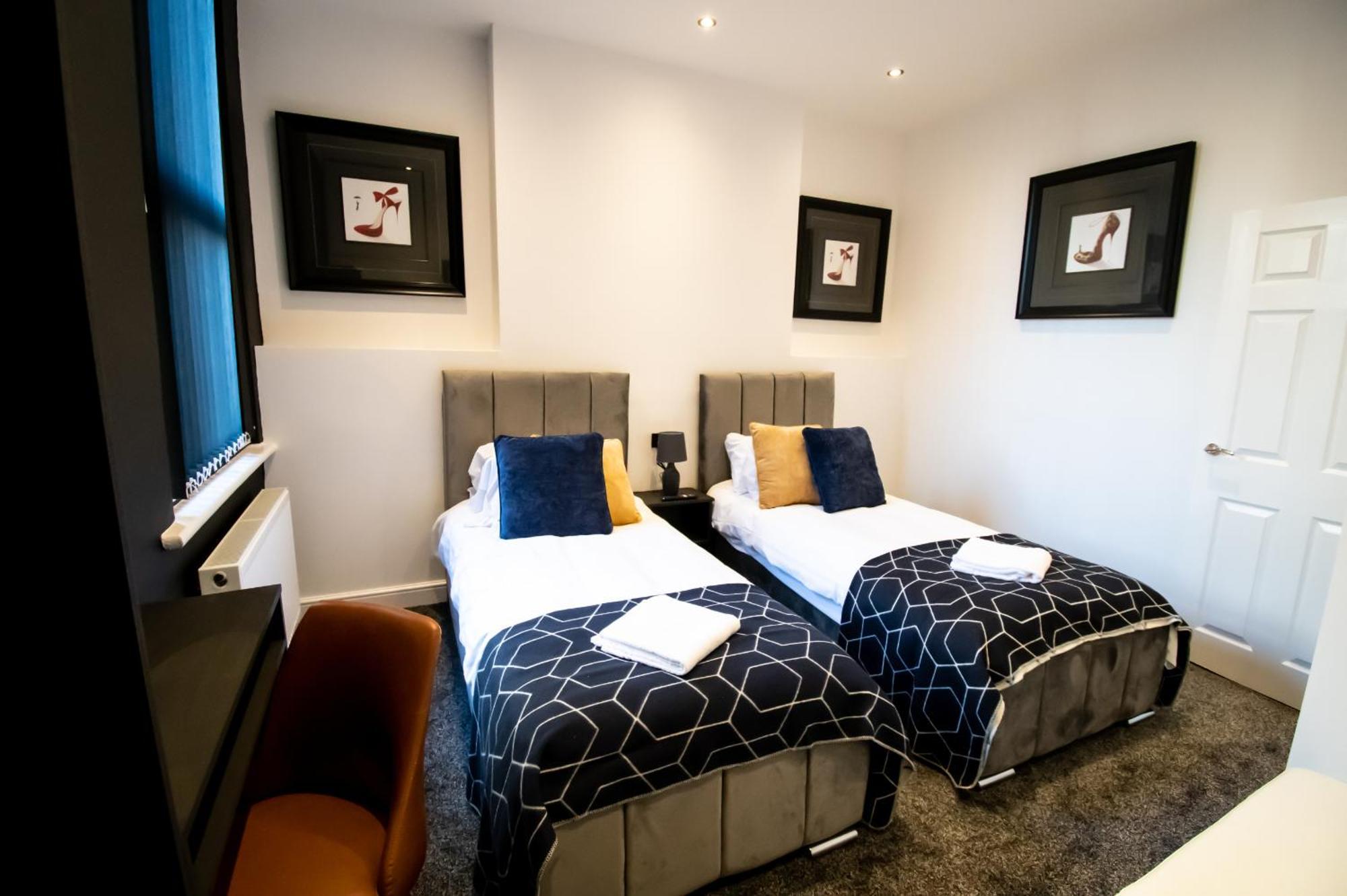 Winter Gardens Suites By Sasco Blackpool Room photo